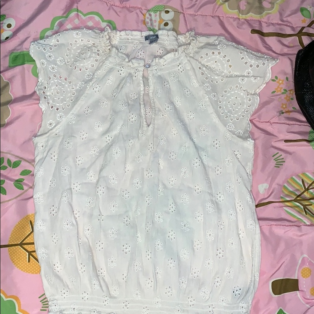 Short Sleeve Blouse, Neck Cut w/ Button